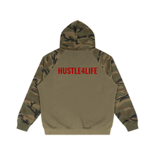 Cargar imagen en el visor de la galería, Hustle Camo-Splice Raglan Hoodie
